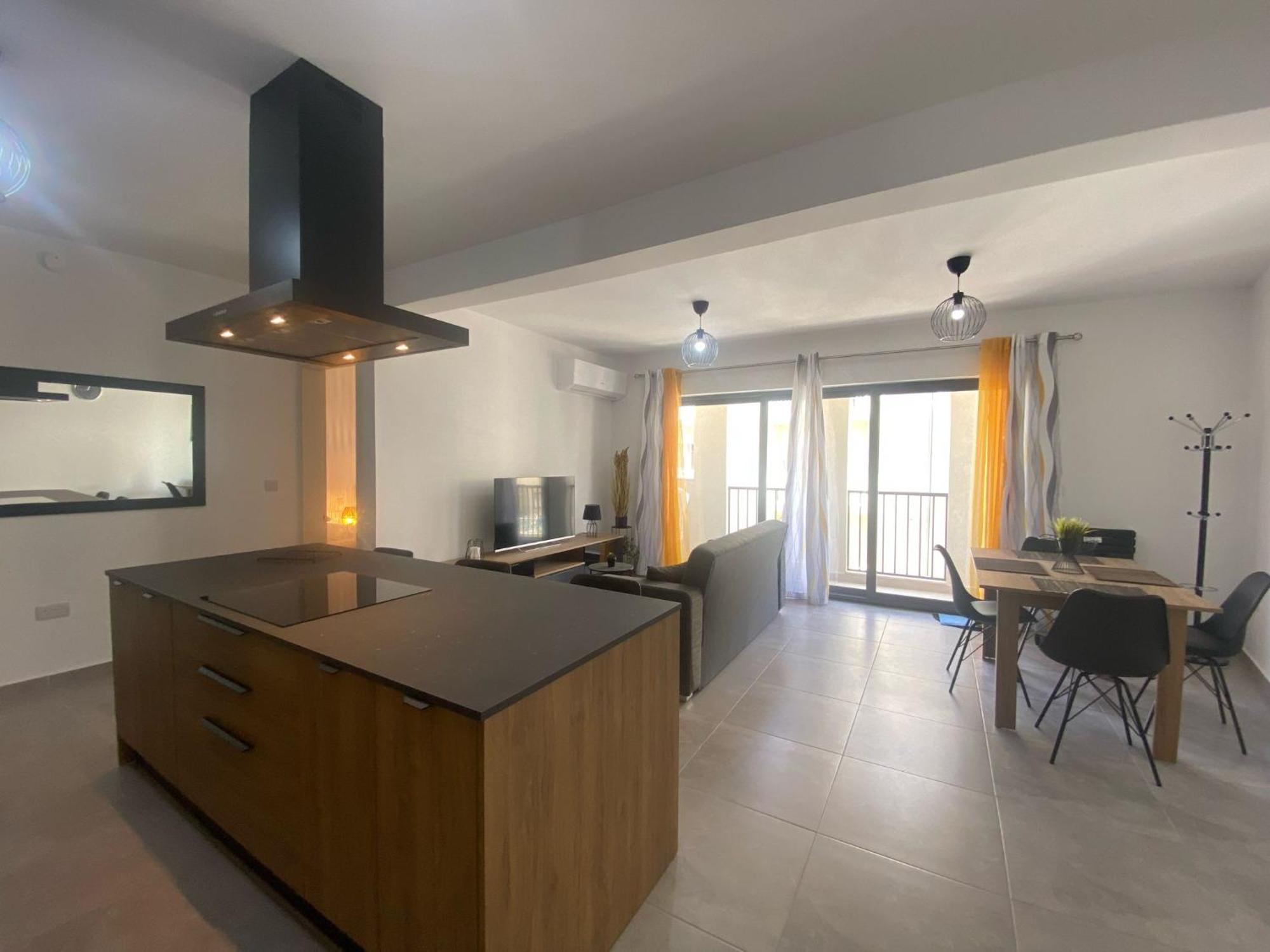 Brand New 2 Bedroom Apartment Pieta Екстер'єр фото